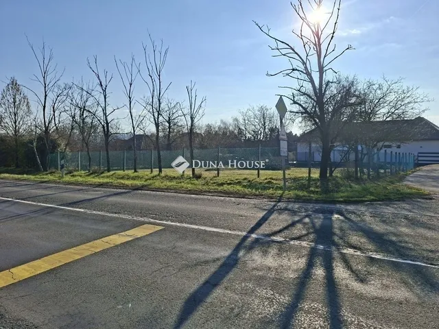 Eladó telek Székesfehérvár, Csala 753 nm