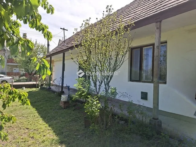 Eladó ház Pázmánd 75 nm