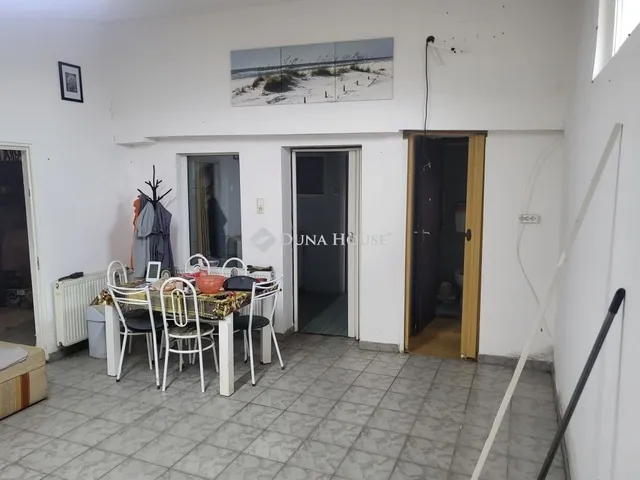 Eladó ház Mór 80 nm