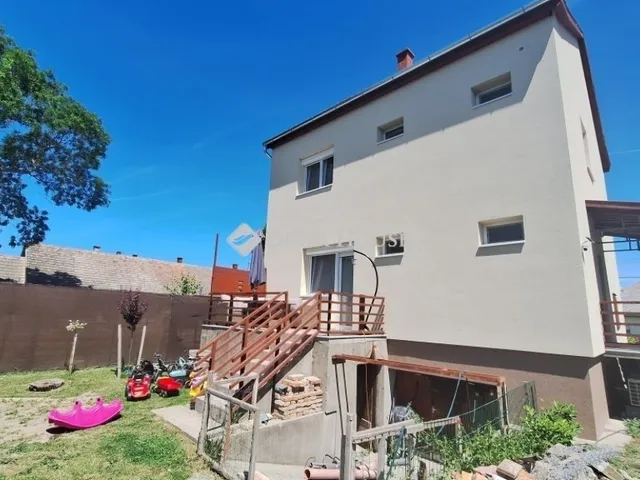 Eladó ház Káloz 120 nm