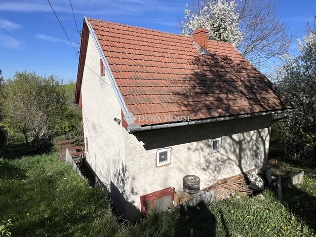 Eladó ház Kulcs 39 nm