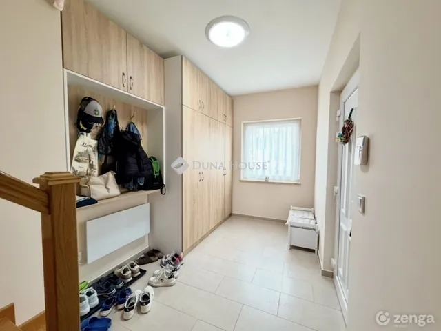 Eladó ház Székesfehérvár 178 nm