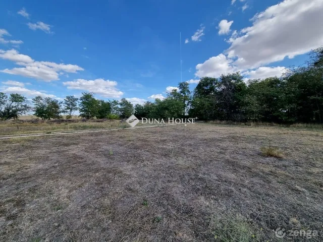 Eladó telek Velence 1167 nm