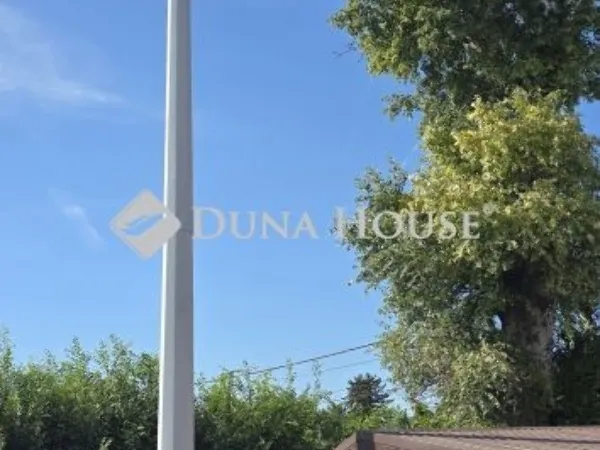 Eladó ház Kápolnásnyék 210 nm