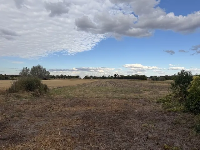 Eladó ház Alap 90 nm