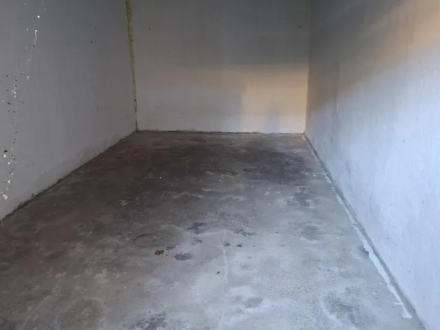 Eladó garázs Székesfehérvár 17 nm