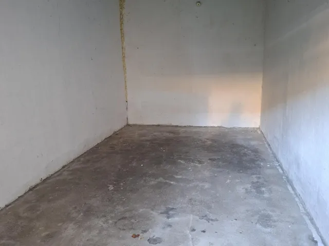 Eladó garázs Székesfehérvár 17 nm