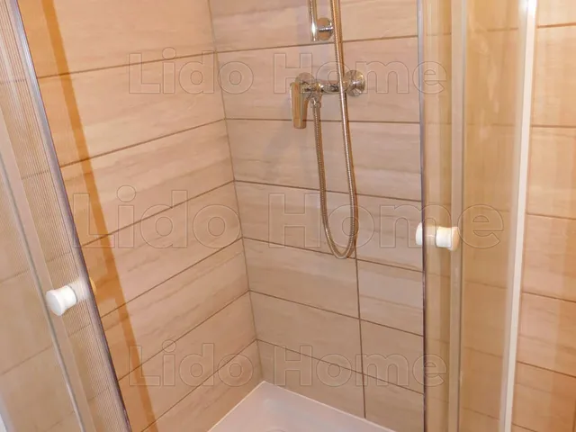 Eladó kereskedelmi és ipari ingatlan Siófok 45 nm