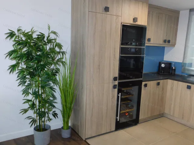 Eladó lakás Siófok 89 nm