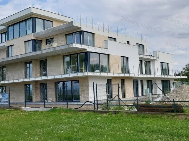 Eladó lakás Siófok 64 nm