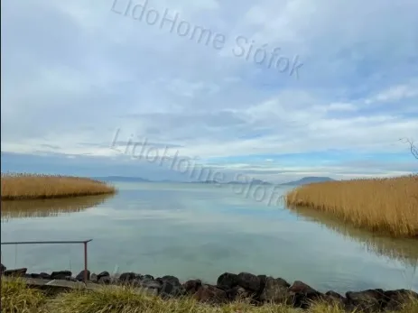 Eladó telek Balatonfenyves 3300 nm