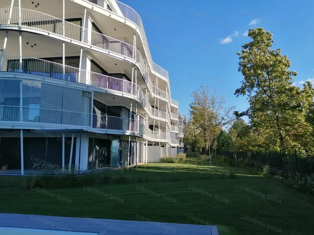 Eladó lakás Siófok, Ezüstpart 80 nm
