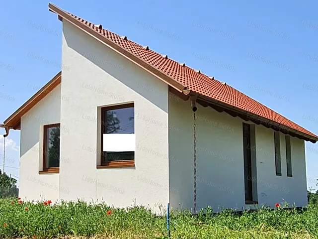 Eladó ház Balatonszárszó 54 nm