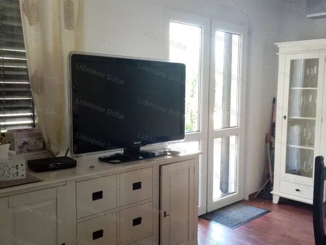 Eladó ház Zamárdi, Kőhegy 214 nm
