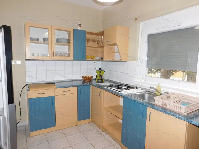 Eladó üdülő és hétvégi ház Zamárdi 196 nm
