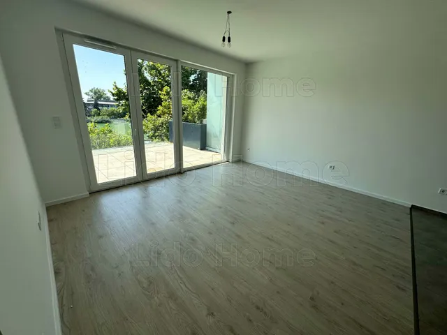 Eladó lakás Balatonszemes 78 nm