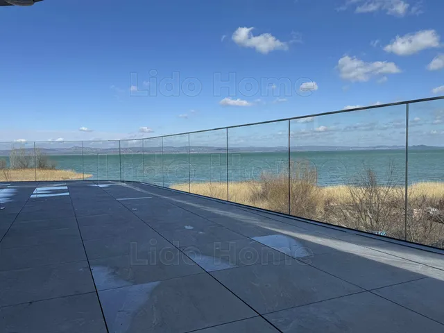 Eladó lakás Balatonszemes 120 nm