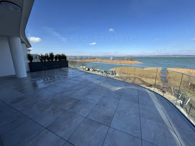 Eladó lakás Balatonszemes 120 nm