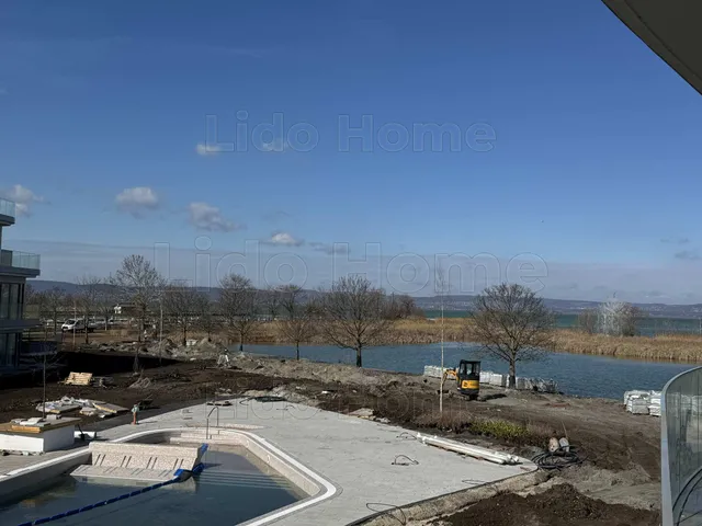 Eladó lakás Balatonszemes 76 nm