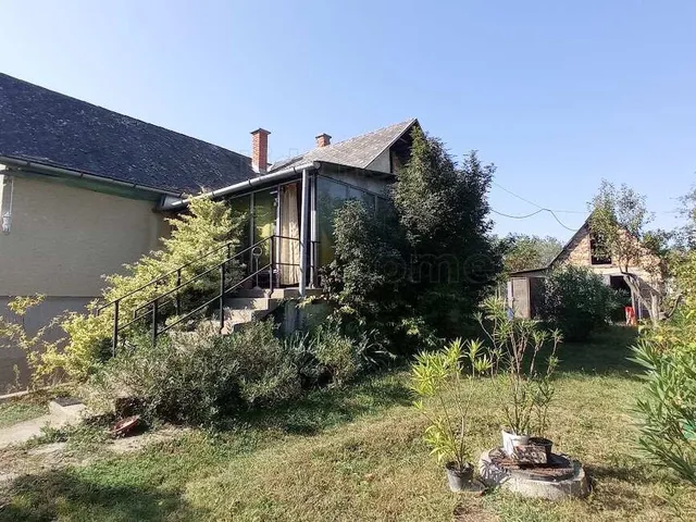 Eladó ház Kőröshegy 78 nm