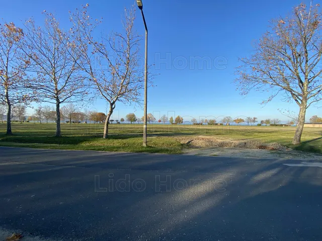 Eladó telek Zamárdi 824 nm
