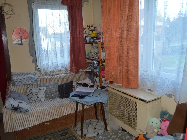 Eladó ház Pusztaszemes 80 nm