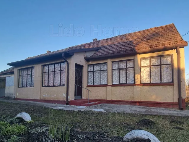 Eladó ház Ádánd 90 nm