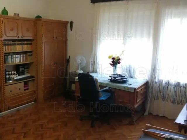 Eladó ház Balatonföldvár 270 nm