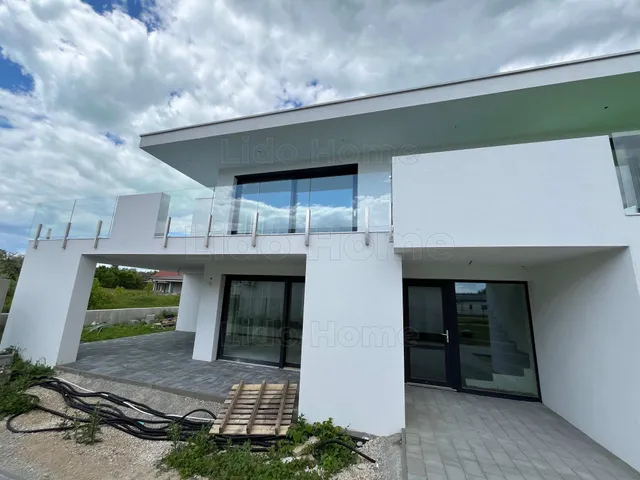 Eladó lakás Siófok, Sóstó 79 nm