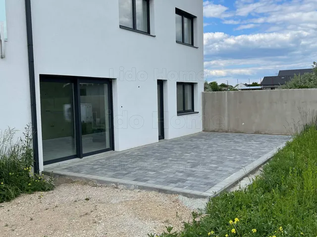 Eladó lakás Siófok, Sóstó 79 nm