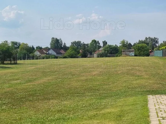 Eladó telek Zamárdi 500 nm