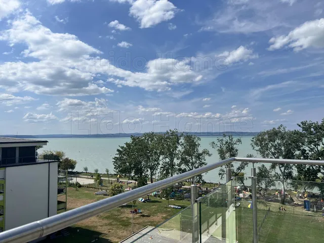 Eladó lakás Siófok 75 nm