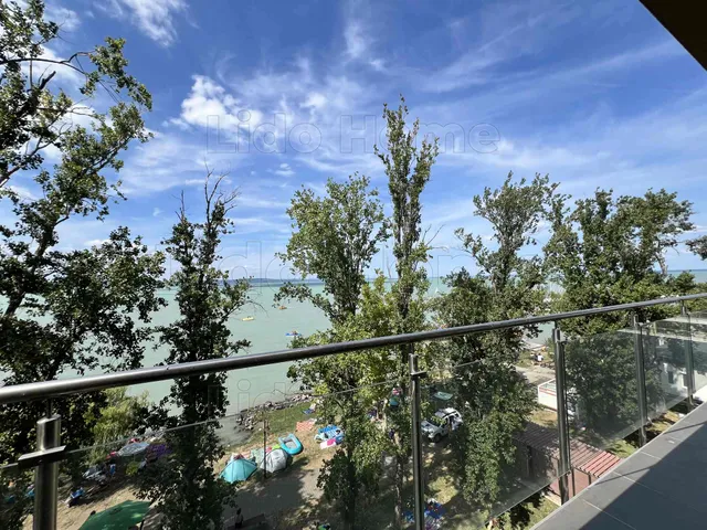 Eladó lakás Siófok, Ezüstpart 81 nm