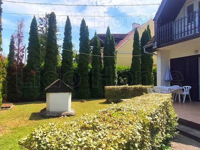 Eladó üdülő és hétvégi ház Szántód 160 nm
