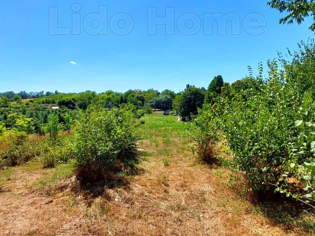 Eladó telek Balatonszárszó 3068 nm