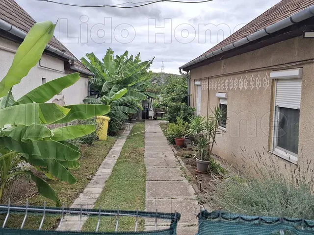 Eladó ház Kőröshegy 120 nm