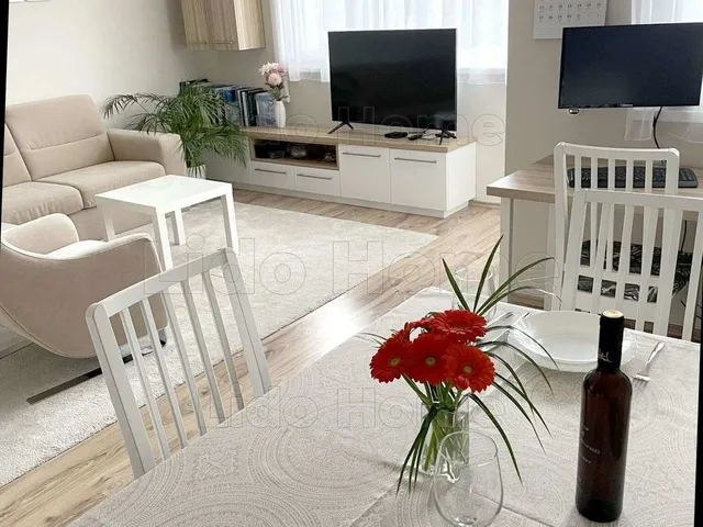 Eladó lakás Siófok, Fokihegy 71 nm