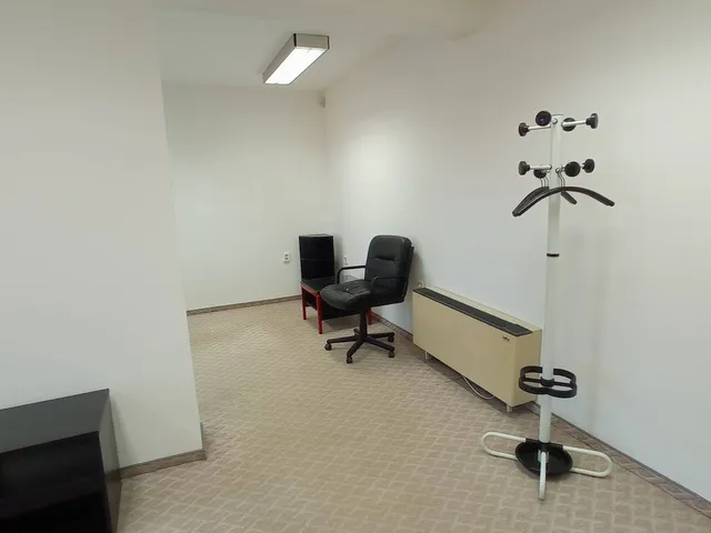 Kiadó kereskedelmi és ipari ingatlan Siófok 34 nm