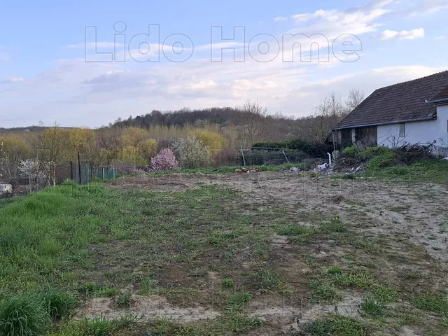 Eladó telek Nagyberény 568 nm