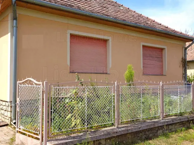Eladó ház Pusztaszemes 100 nm