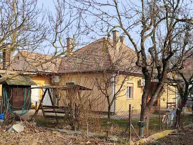 Eladó ház Pusztaszemes 100 nm