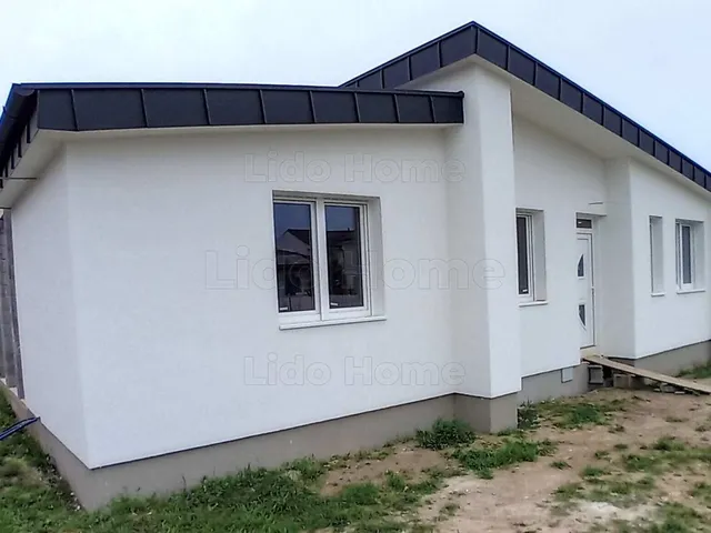 Eladó ház Siófok 90 nm