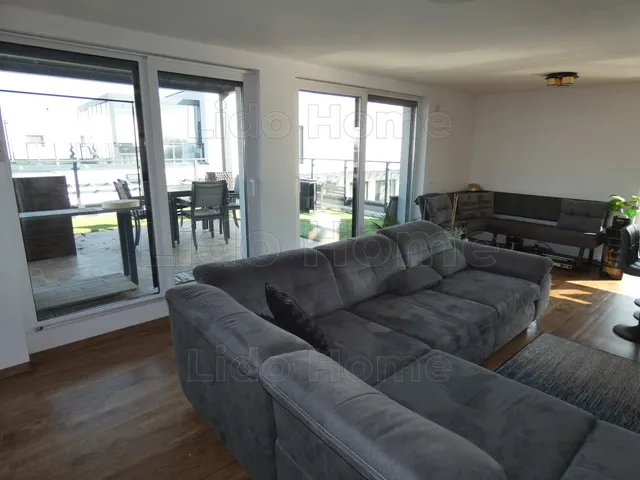 Eladó lakás Siófok, Szabadifürdő 84 nm