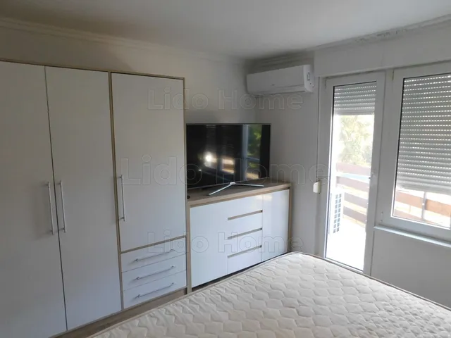 Eladó üdülő és hétvégi ház Siófok, Aranypart 78 nm