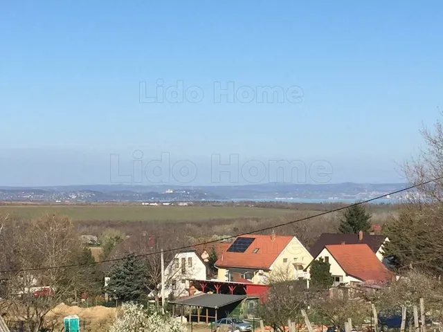 Eladó ház Siófok, Töreki 100 nm
