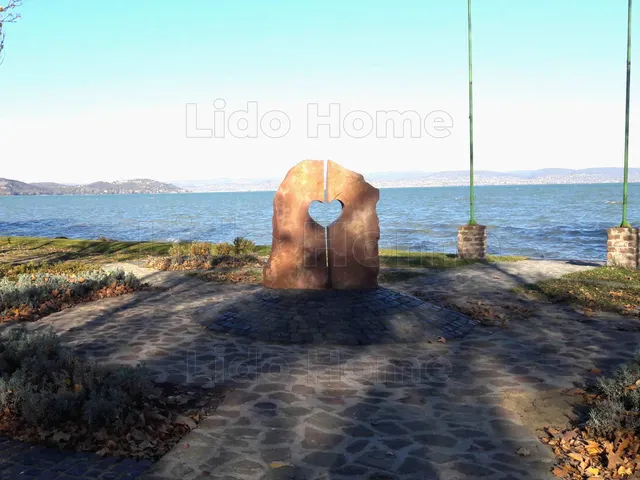 Eladó lakás Zamárdi 57 nm