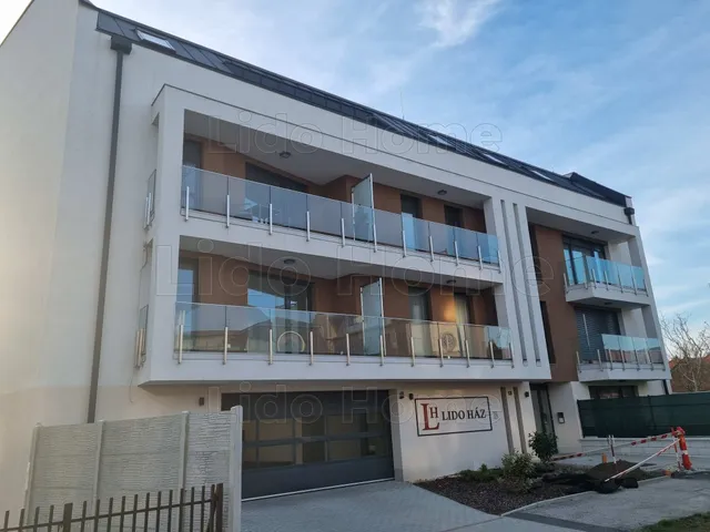 Eladó lakás Siófok 52 nm
