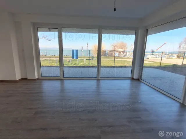 Eladó lakás Siófok, Ezüstpart 76 nm