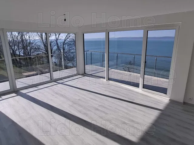 Eladó lakás Siófok 76 nm