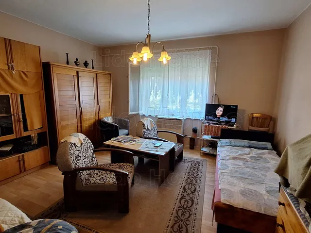 Eladó ház Mezőkomárom 68 nm